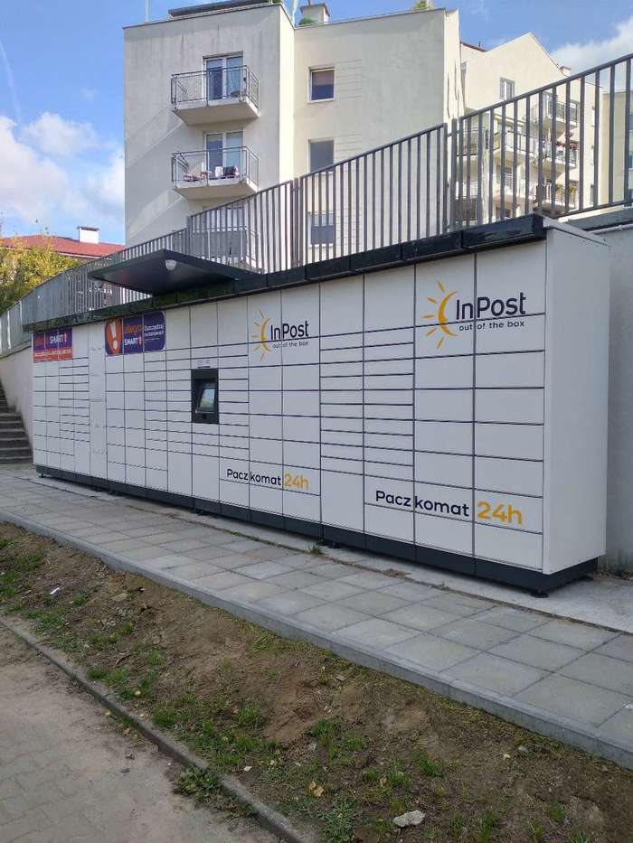 Paczkomat OLS31M posesja prywatna