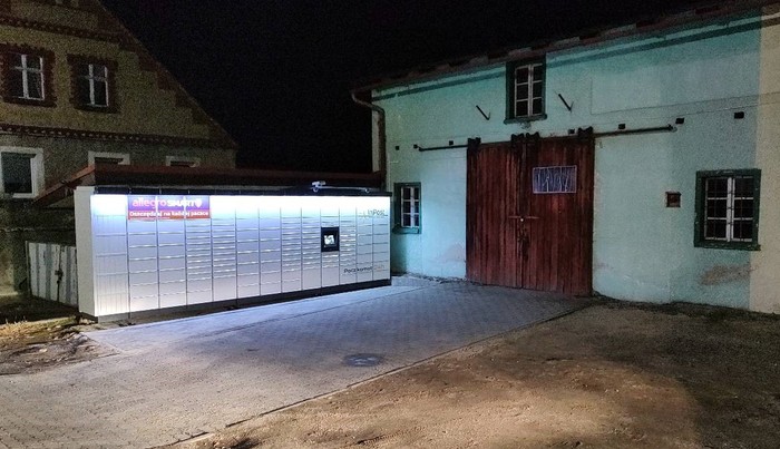 Paczkomat OLY02M Przy Ochotniczej Straży Pożarnej.