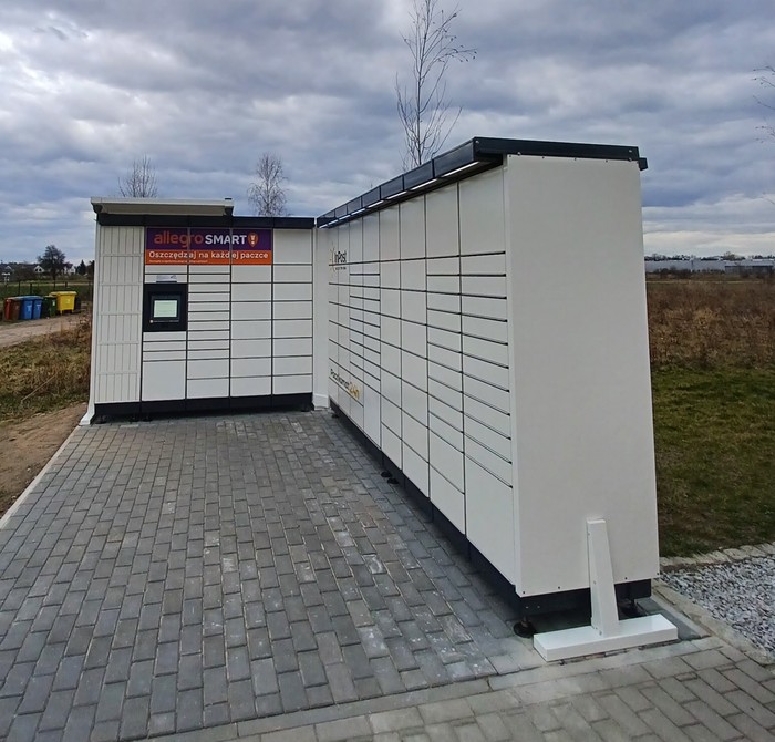 Paczkomat OPO64M Przy klinice dentystycznej Bartczyszyn