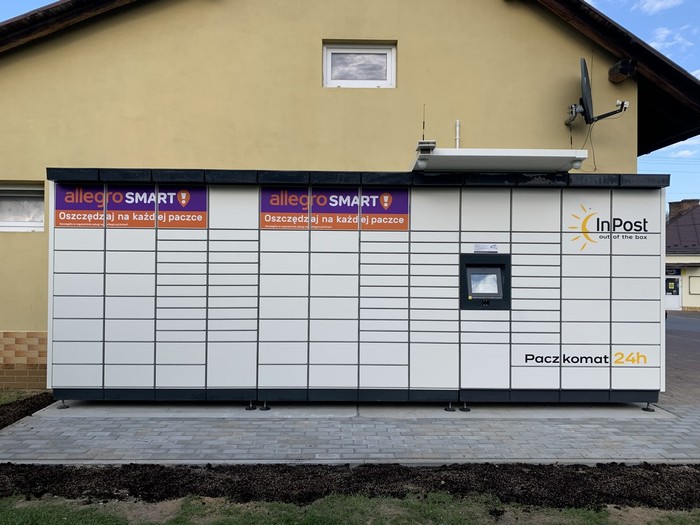 Paczkomat ORK01M Przy sklepie spożywczym