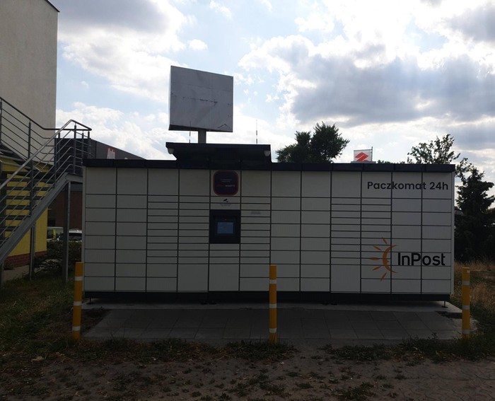Parcel Locker OSI01M Przy sklepie Biedronka