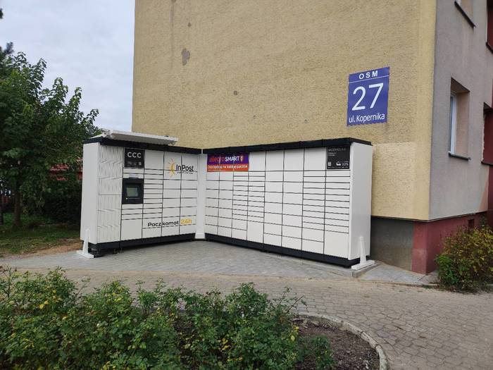 Parcel Locker OSS12M Przed blokiem nr 27