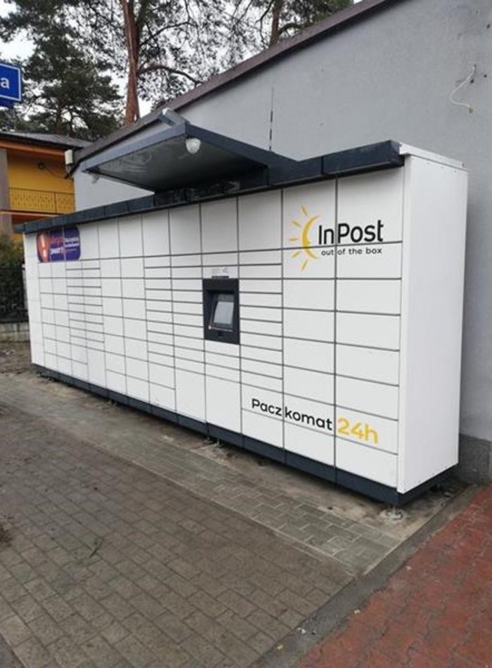 Zdjęcie paczkomatu od InPost: InPost OTW10M
