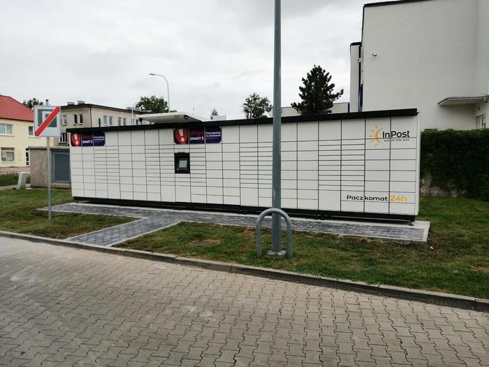 Parcel Locker OWI06M Parking przy Lidlu