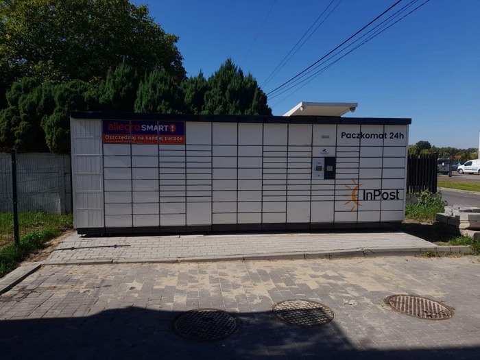 Parcel Locker OWI14N przy sklepie Lewiatan