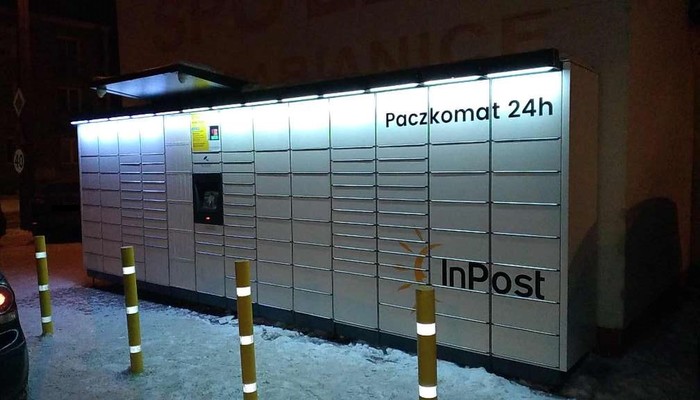 Paczkomat PAB08M Przy sklepie Społem