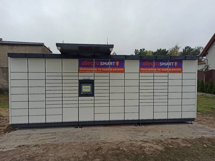 Parcel Locker PAD02M Na rogu ulic Nowej i Słonecznej