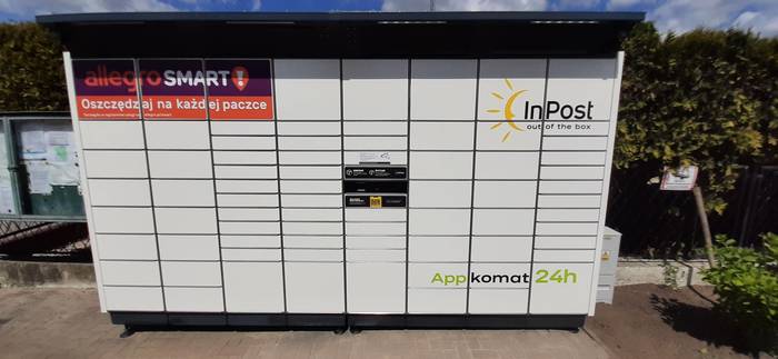Paczkomat PAVL01BAPP Przy sklepie spożywczym