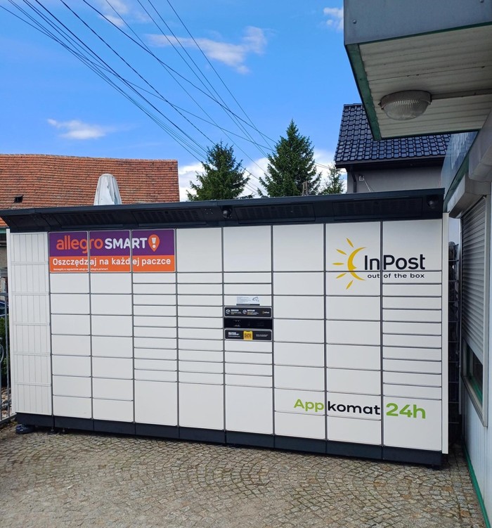 Paczkomat PEI02BAPP Przy sklepie spożywczym