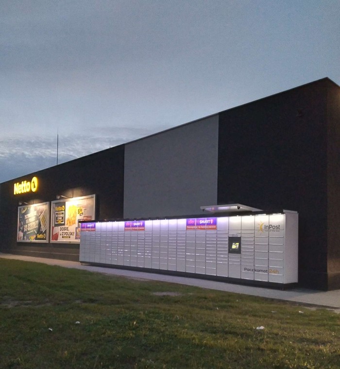 Paczkomat PGD18M Przy markecie Netto