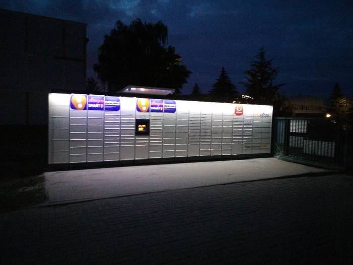 Parcel Locker PIA12M Za Biedronką