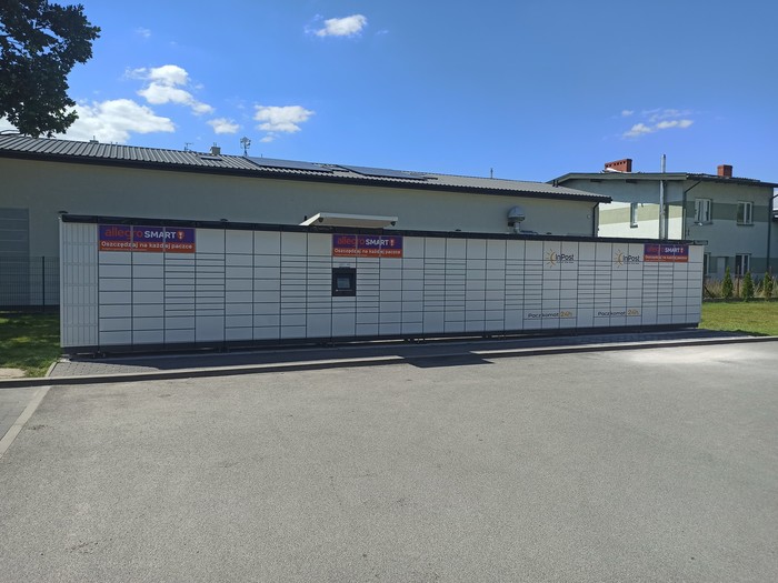 Paczkomat PIA24M Na parkingu Lidl