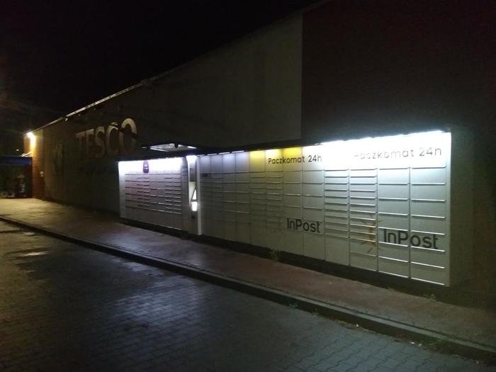 Paczkomat PIN01ML Przy markecie Netto