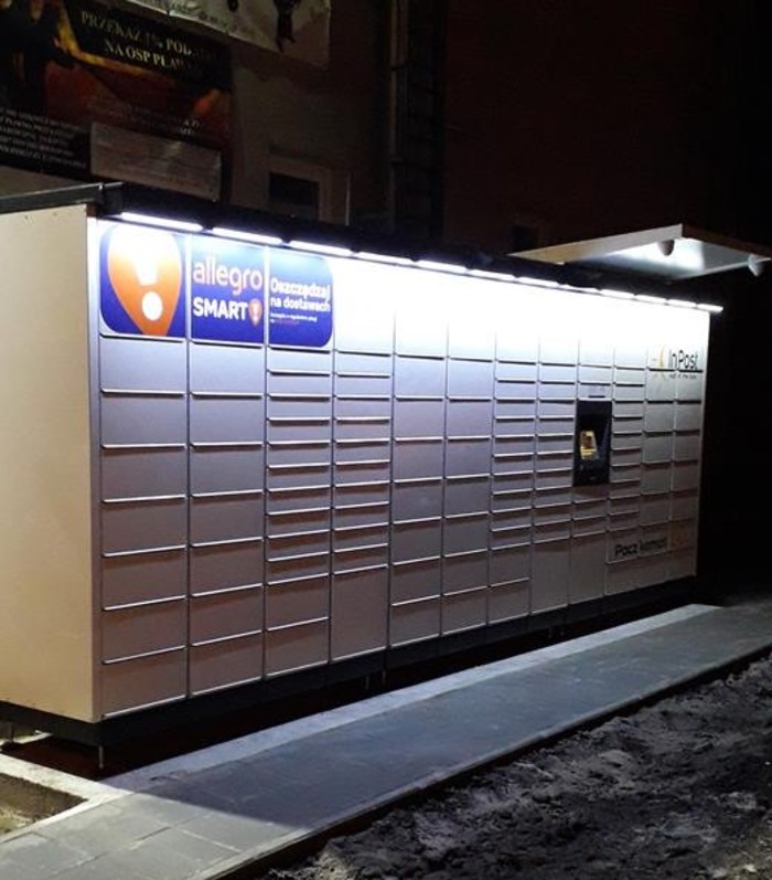 Paczkomat PLA01M Przy OSP Pławno