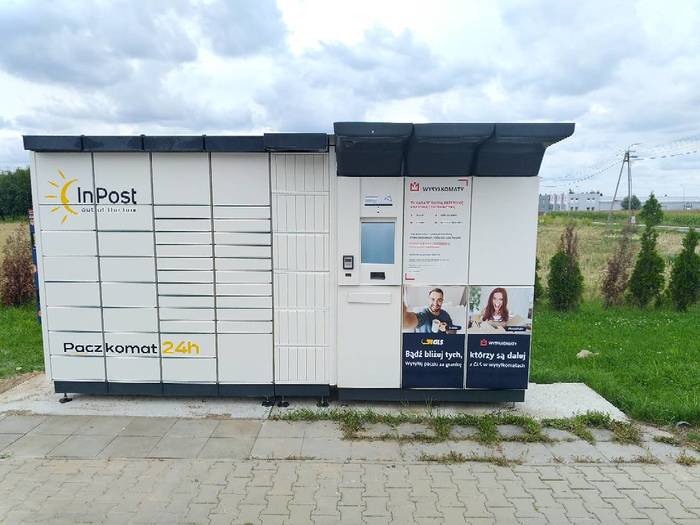 Paczkomat PLC07W Na myjni bezdotykowej Żyzna