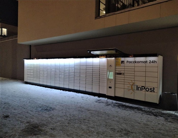 Paczkomat PLC11A Przy sklepie Gram Market
