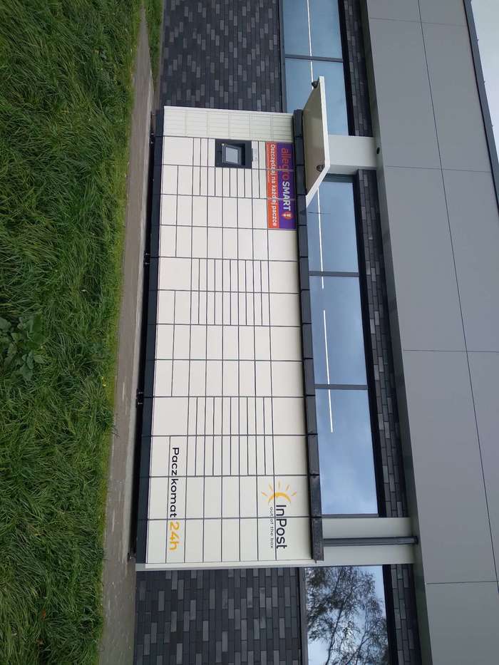 Paczkomat PLC12M Przy sklepie ALDI