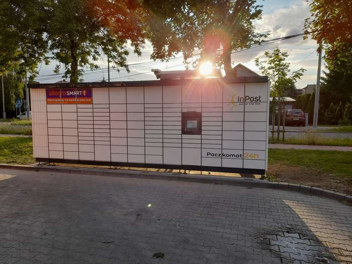 Paczkomat PLC19M Myjnia bezdotykowa