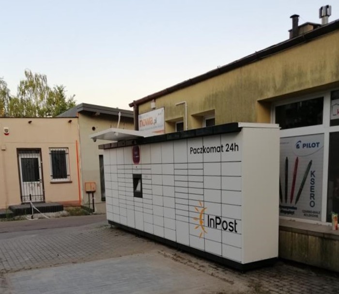 Paczkomat PLN02M Przy księgarni Nowa