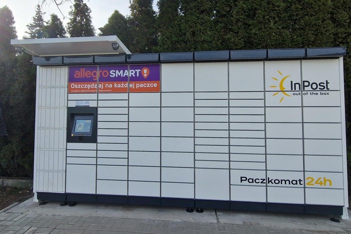 Paczkomat PLN12M Market Dino