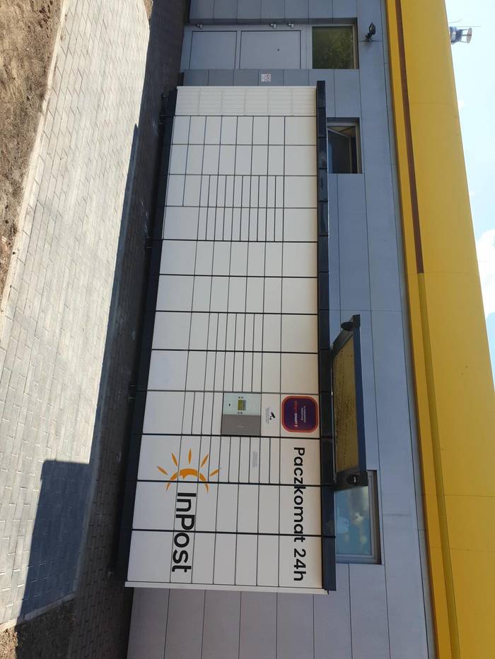 Paczkomat PLO04N Stacja paliw MOL