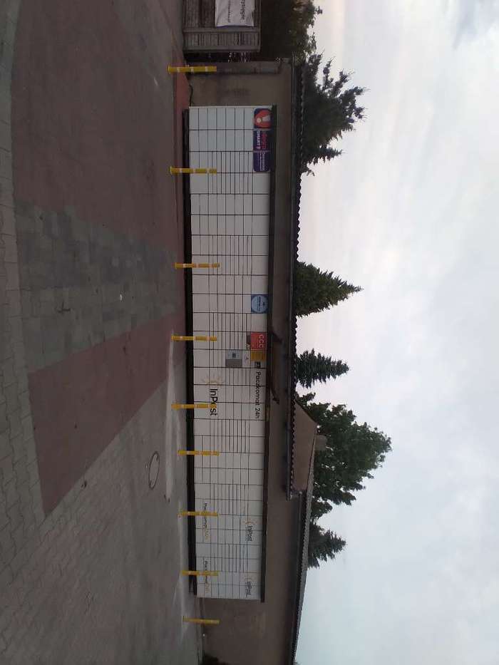 Paczkomat POB01N Przy Galerii Różanej.