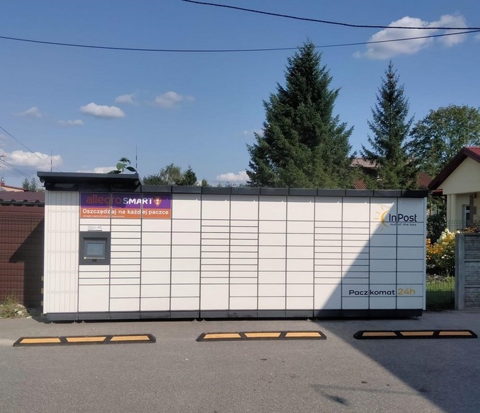 Parcel Locker POMY01M Parking sklepu PSS