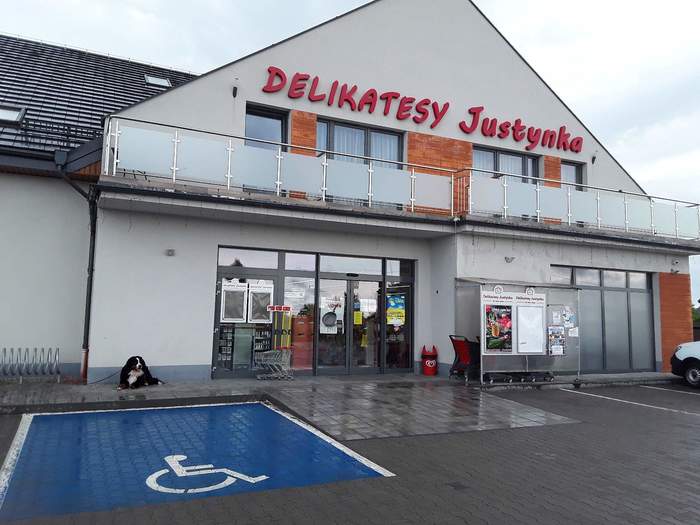 PaczkoPunkt POP-MOT1 DELIKATESY JUSTYNKA