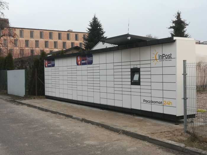 Поштомат POZ119M przy posesji prywatnej