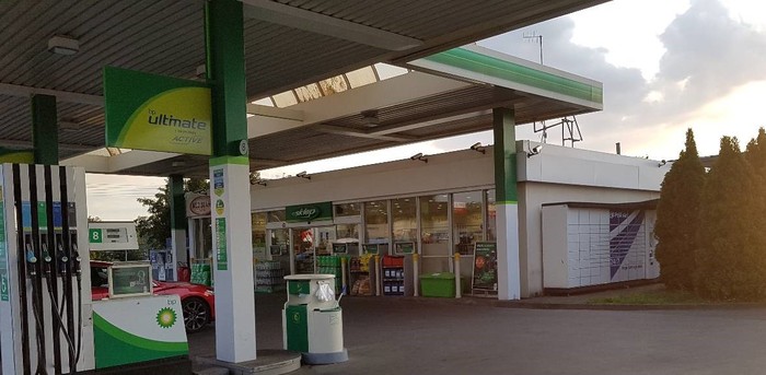Parcel Locker POZ12B Stacja paliw BP