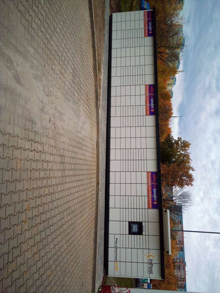 Parcel Locker POZ184M Przy stacji Circle K