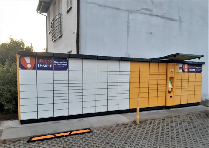 Parcel Locker POZ20A Parking Apteki Krzyżowniki