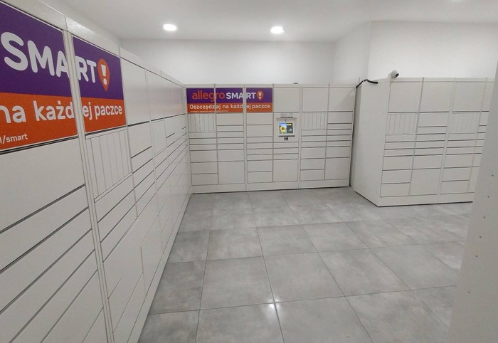 Paczkomat POZ29H W lokalu użytkowym