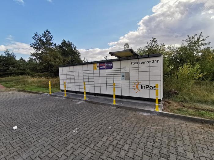 Paczkomat POZ32N Parking przy UAM