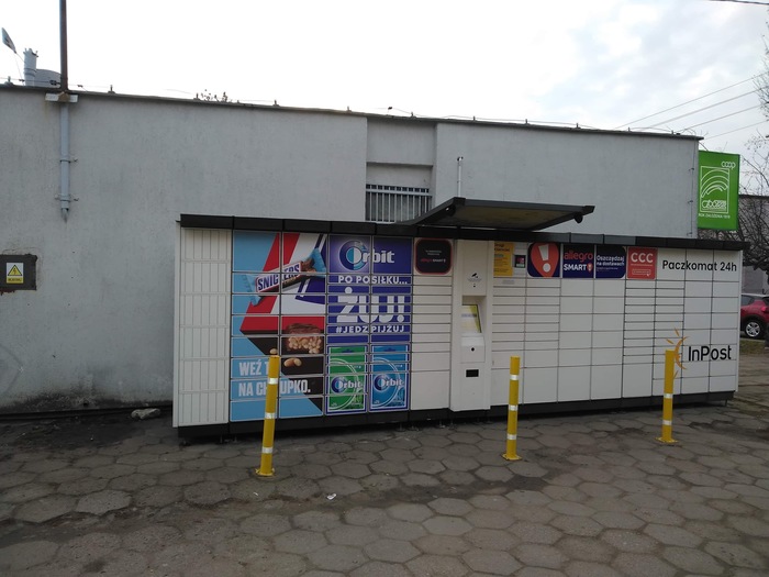 Parcel Locker POZ43A Przy sklepie Społem