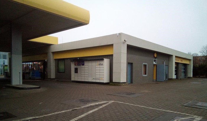 Parcel Locker POZ76M Stacja paliw MOL