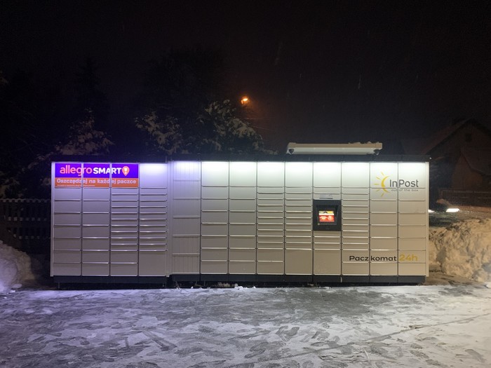 Поштомат PQG01M parking przed OSP