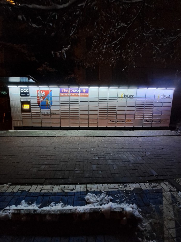Paczkomat PRU06M Starostwo Powiatowe w Pruszkowie