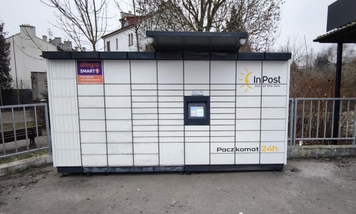 Paczkomat PRZ01M Przy sklepie Netto