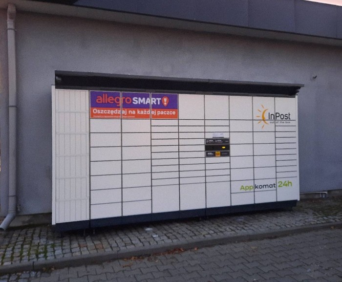 Parcel Locker PSO01BAPP przy Express Shop