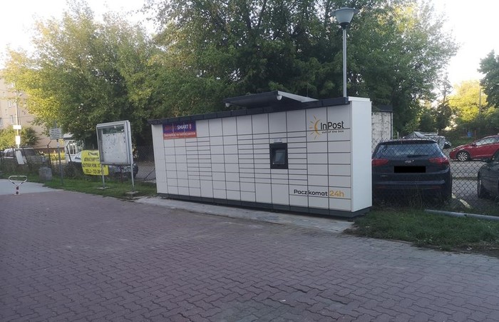 Paczkomat PST04M Na przeciwko Jubilera