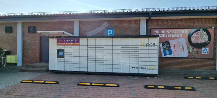 Parcel Locker PTR15M Na parkingu marketu ALDI