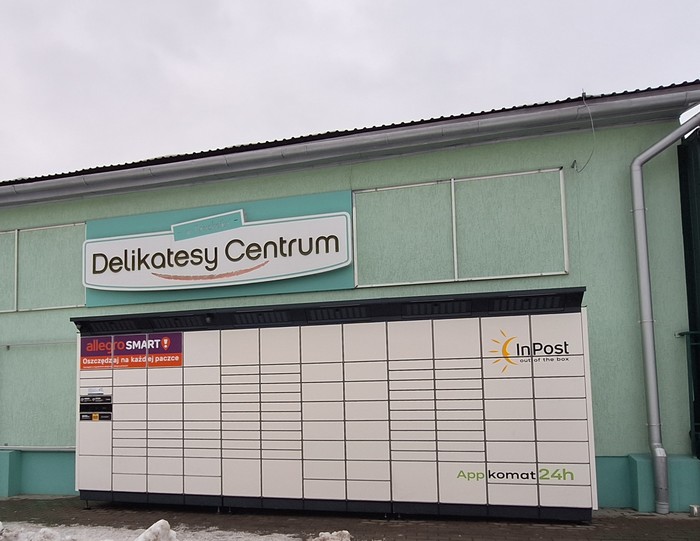Paczkomat PUK03BAPP Przy sklepie Delikatesy Centrum