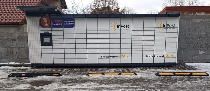 Paczkomat PYI02M Parking Stokrotka