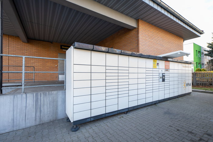 Paczkomat PYS01N Przy markecie Netto