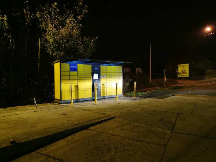 Parcel Locker PZA02G Przy sklepie ABC Lucek