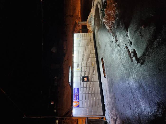 Paczkomat PZC01M Przy parkingu Ochotniczej Straży Pożarnej