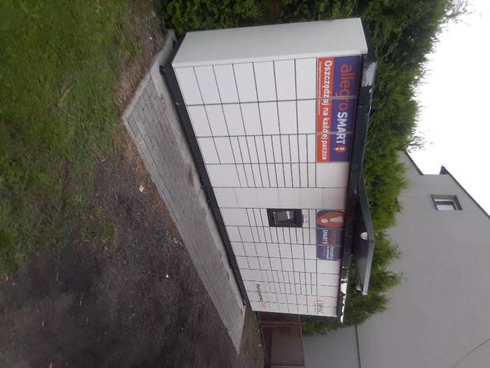 Paczkomat PZS05M Obok posesji