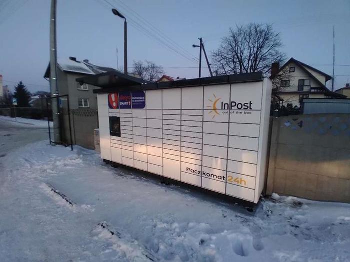 Paczkomat RAA01M Przy Myjni Bezdotykowej, obok Drogerii Jawa