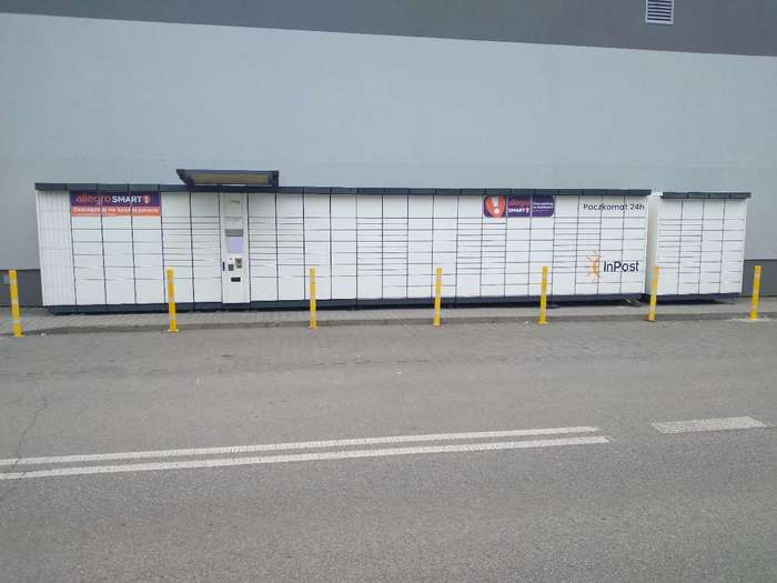 Paczkomat RAC01A Przy markecie E.Leclerc